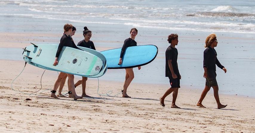 Semi Private Surf Lesson (2 persons)